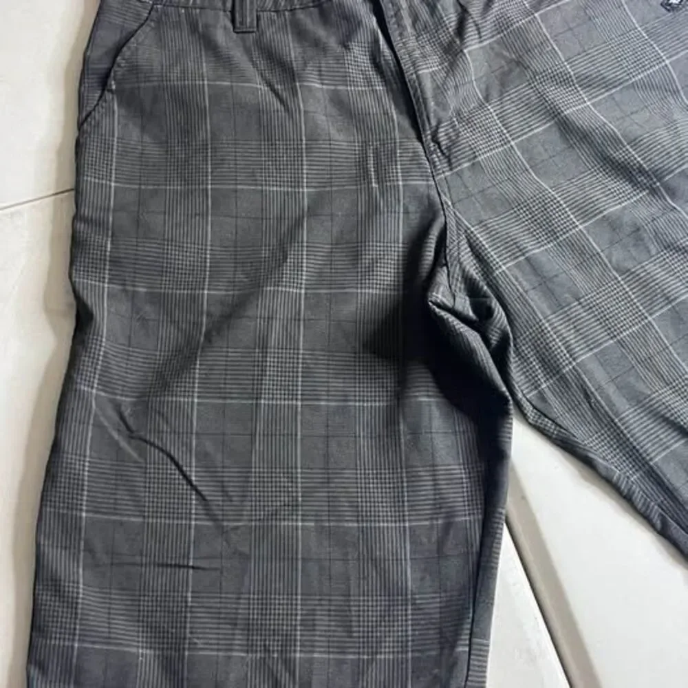 Rip Curl Plaid Shorts black men’s size 30